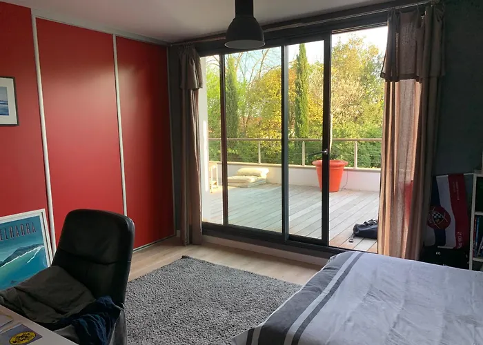 Soleil Bordeaux 4 Villa *